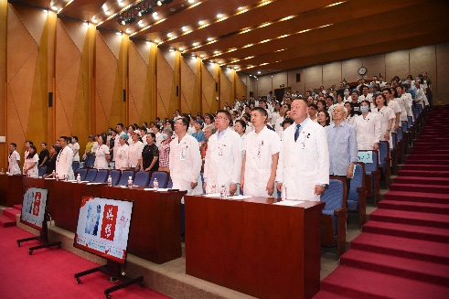 “凝鑄初心固黨魂 身躬力行樹新風(fēng)”——北京大學(xué)腫瘤醫(yī)院召開慶祝中國共產(chǎn)黨成立104周年大會暨2025年黨員集體學(xué)習(xí)